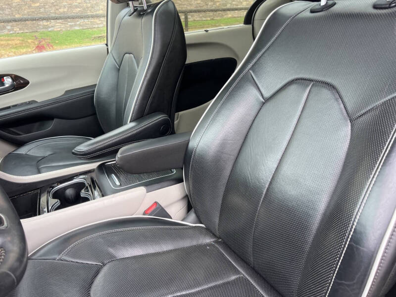 2022 Chrysler Pacifica Limited