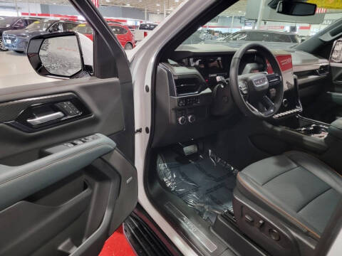 2025 GMC Yukon XL AT4