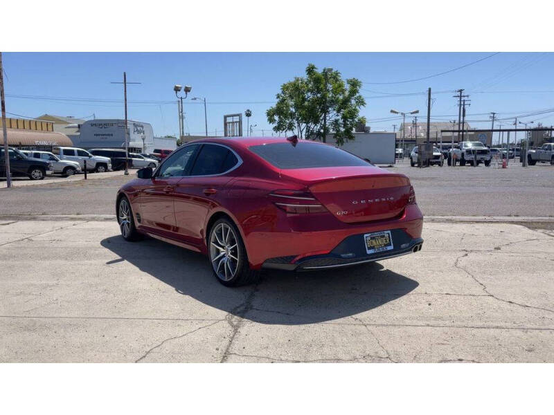 2022 Genesis G70