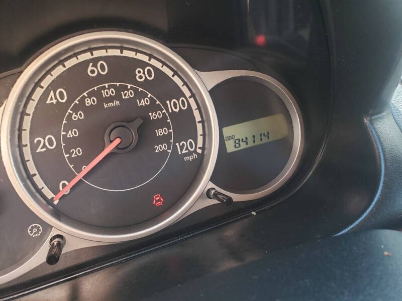 2011 Mazda MAZDA2