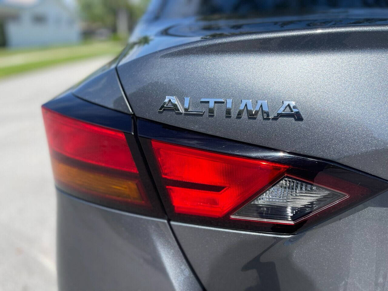 2020 Nissan Altima  - $17,975