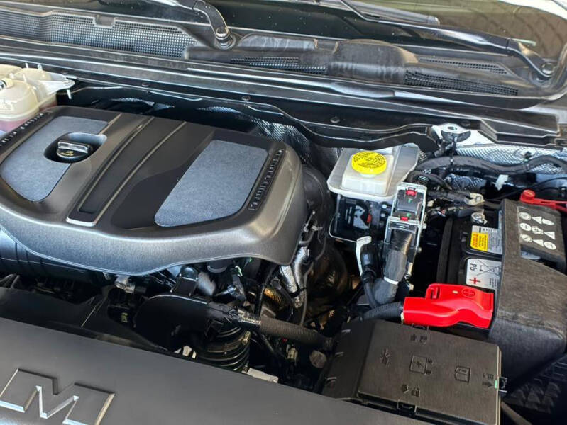 2025 RAM 1500 Laramie