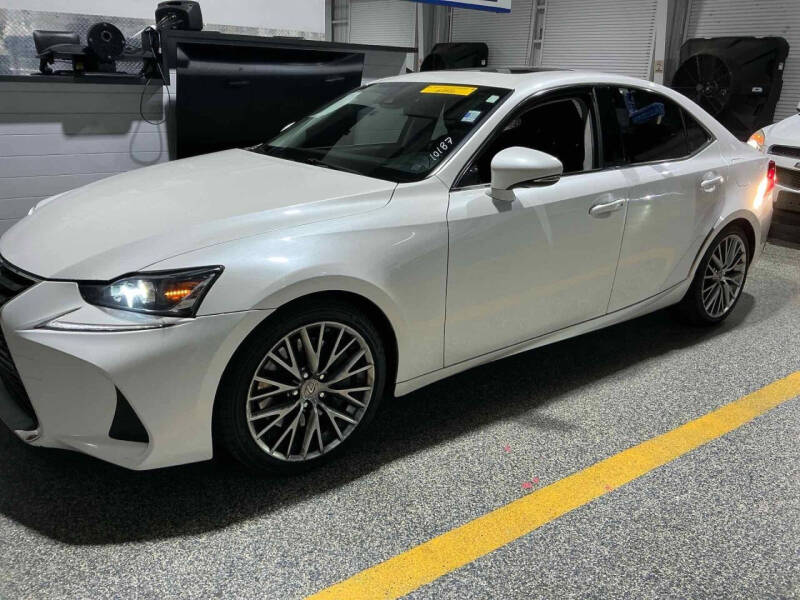 2017 Lexus IS 200t