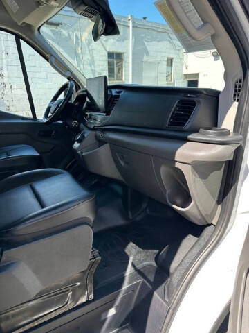 2023 Ford E-Transit