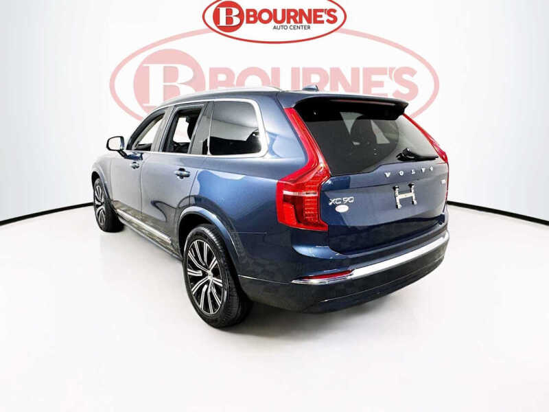 2025 Volvo XC90 B5 Core Bright Theme