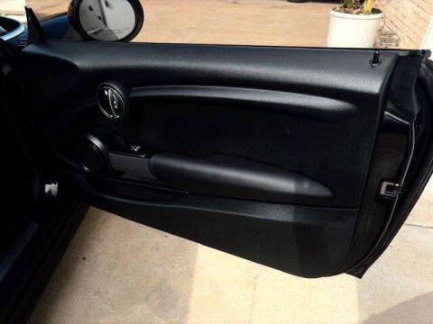 2017 MINI Hardtop 2 Door Cooper