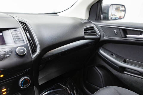 2016 Ford Edge SE