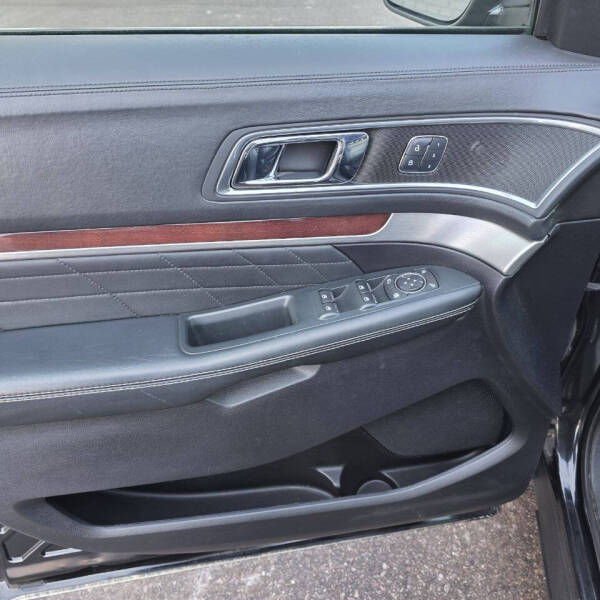 2018 Ford Explorer Platinum