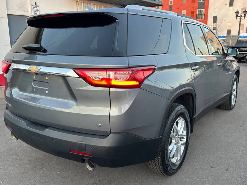 2018 Chevrolet Traverse LT Cloth