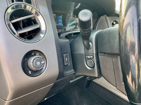 2017 Ford Expedition EL Platinum