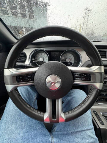 2010 Ford Mustang V6 Premium