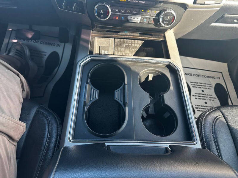 2022 Ford F-450 Super Duty Lariat