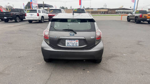 2013 Toyota Prius c Three