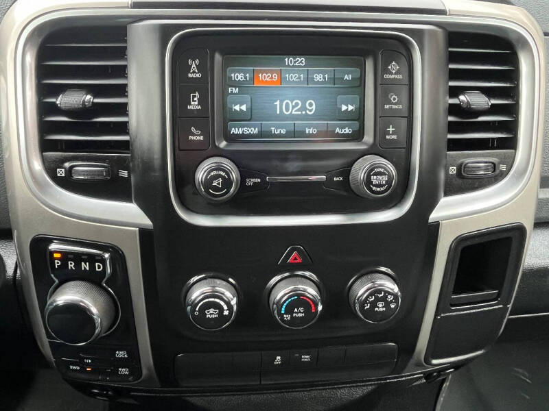 2020 RAM 1500 Classic SLT