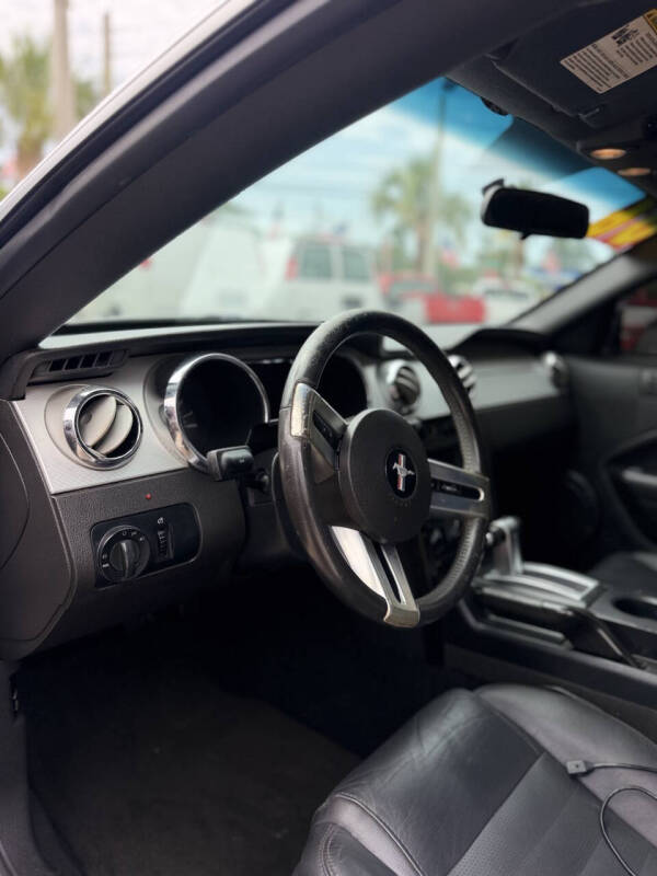 2006 Ford Mustang GT Deluxe