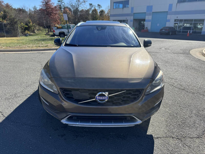 2016 Volvo V60 Cross Country T5