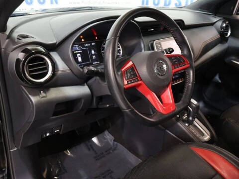2019 Nissan Kicks SR