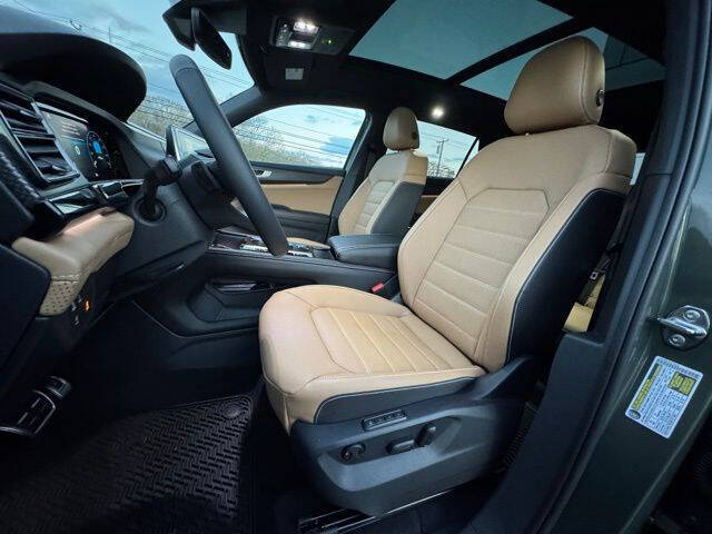 2026 Volkswagen Atlas Cross Sport SEL R-Line Black 4Motion