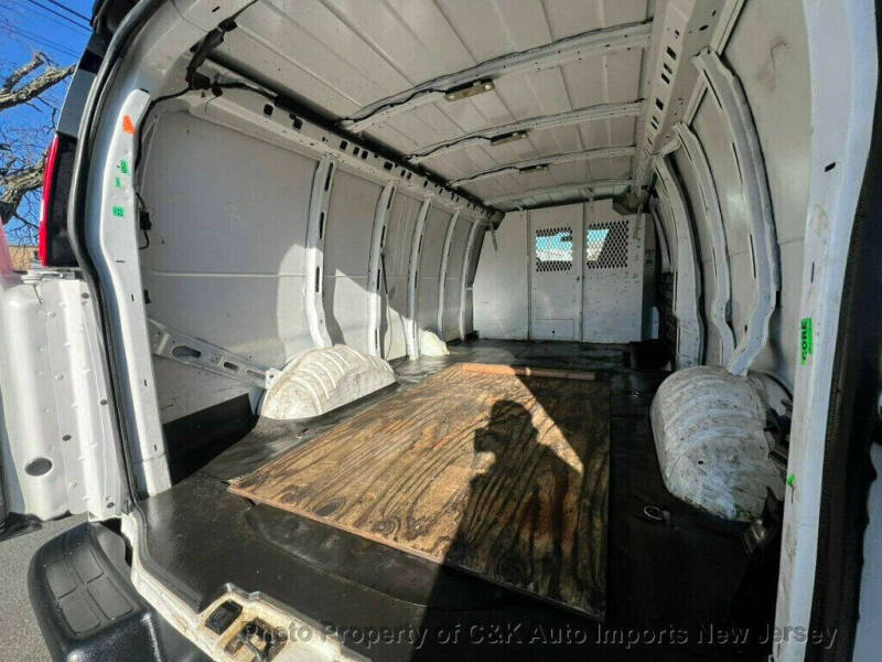 2021 Chevrolet Express 2500