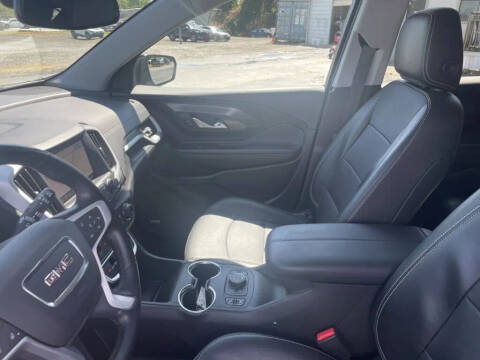 2022 GMC Terrain SLT