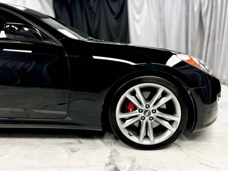2011 Hyundai Genesis Coupe 3.8L R-Spec