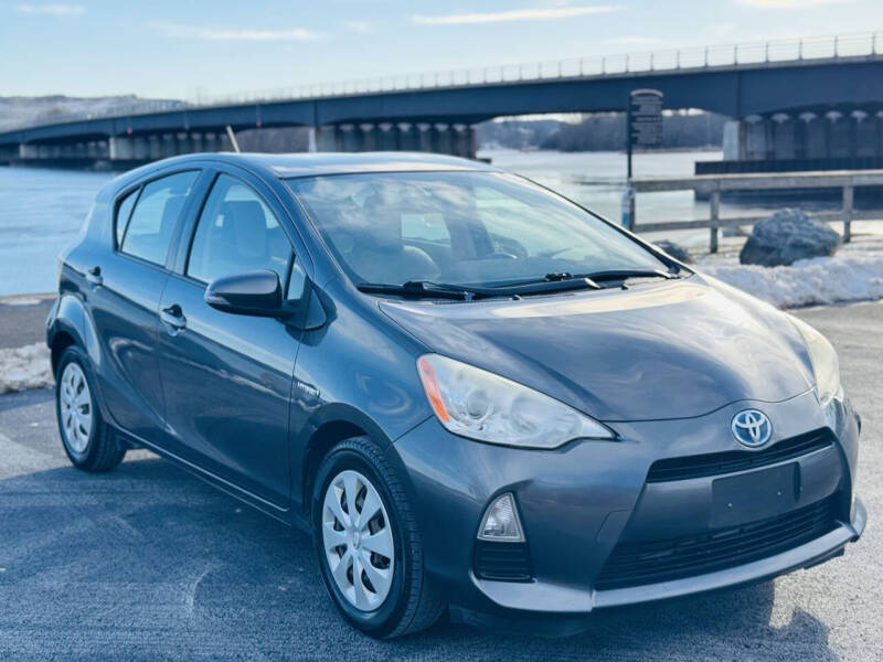 2014 Toyota Prius c Four