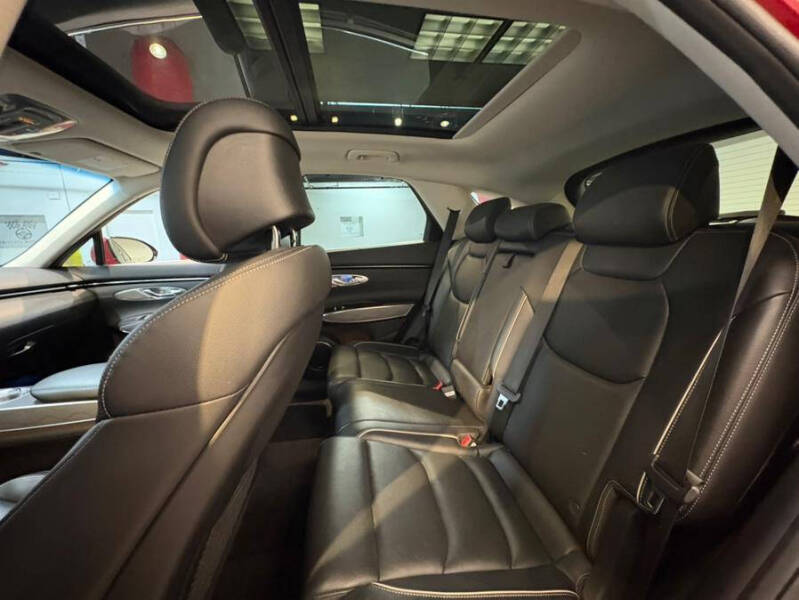 2023 Genesis GV70 2.5T Standard