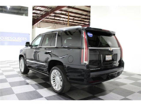 2018 Cadillac Escalade Platinum