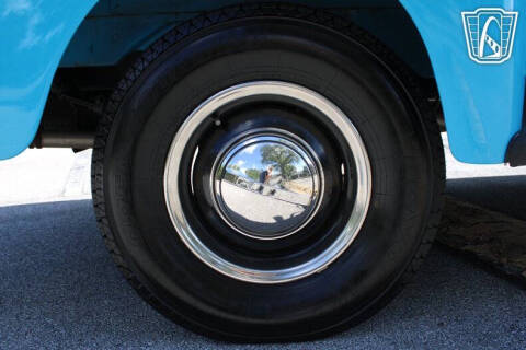 1948 Ford F-1