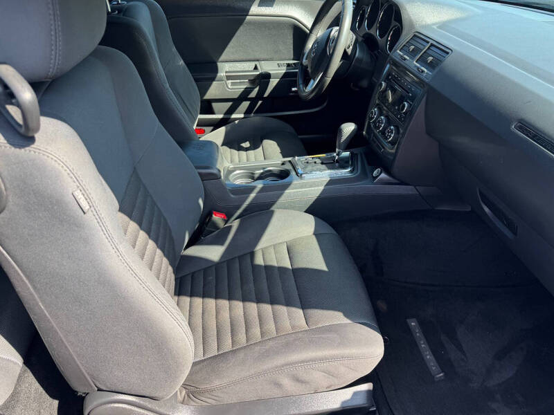 2014 Dodge Challenger SXT