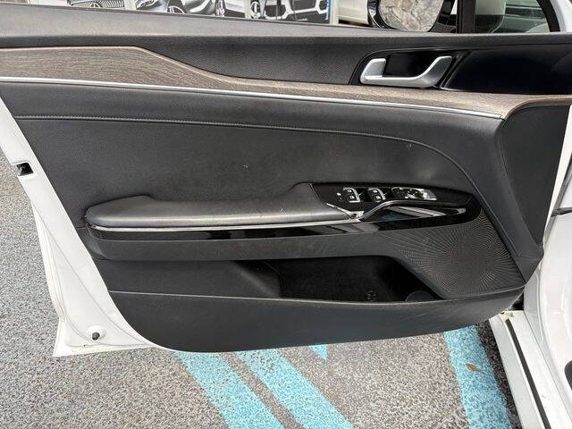 2021 Kia K5 EX