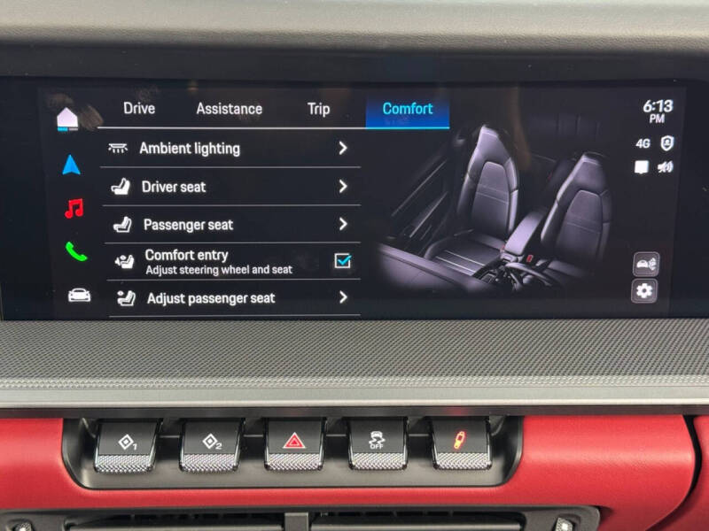 2025 Porsche 911 Carrera