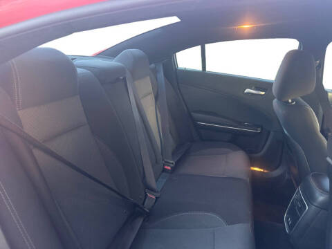 2017 Dodge Charger SE