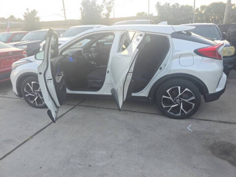 2020 Toyota C-HR XLE