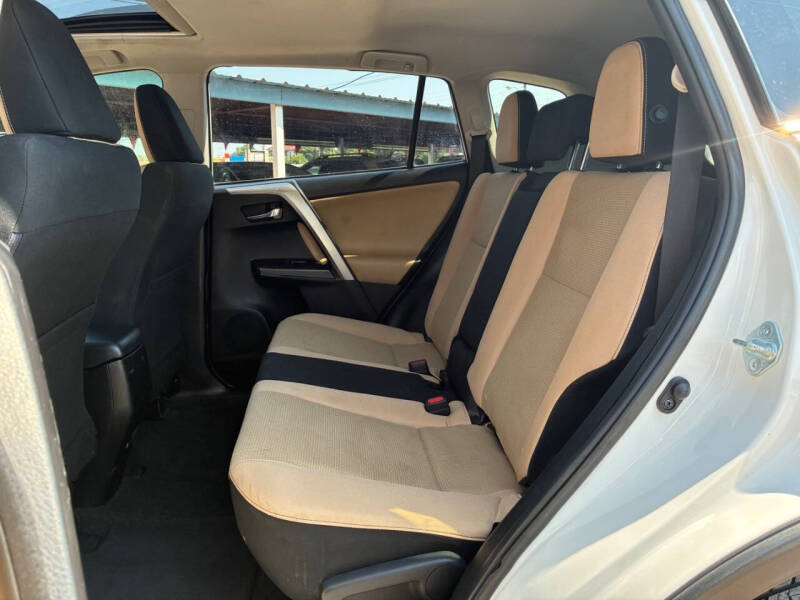 2017 Toyota RAV4 XLE