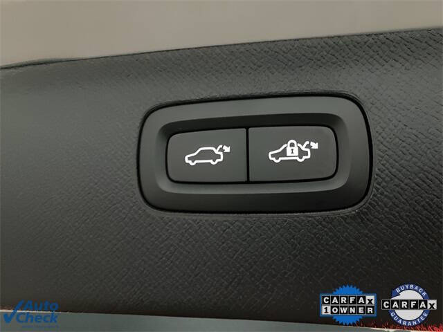 2025 Volvo XC90 B6 Plus Bright Theme 7P