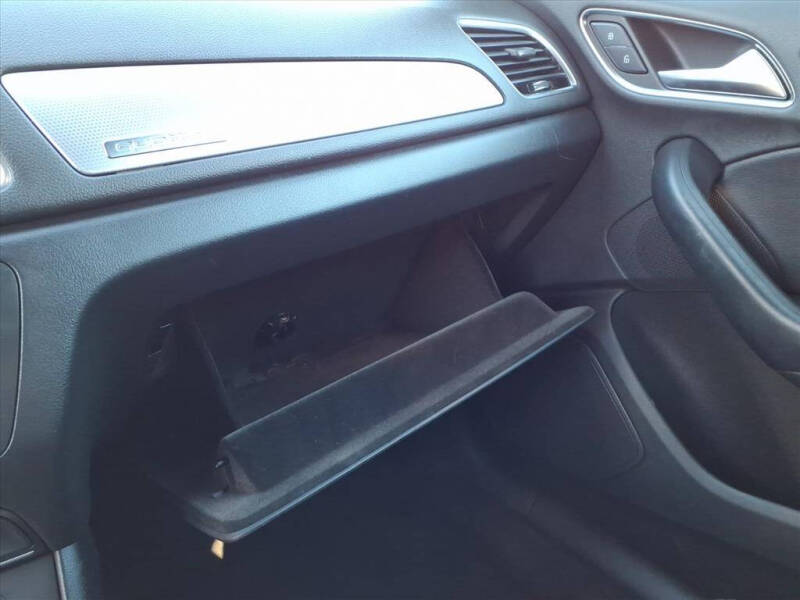 2016 Audi Q3 2.0T quattro Premium Plus