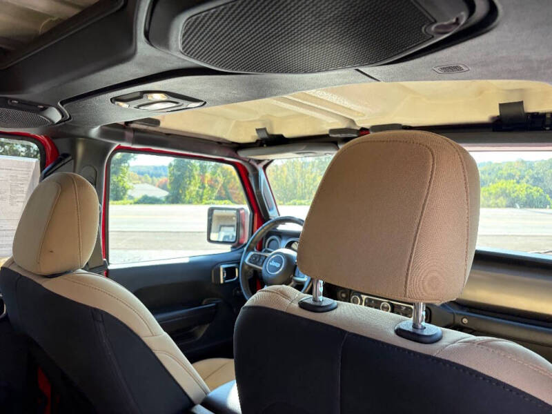 2020 Jeep Gladiator Sport