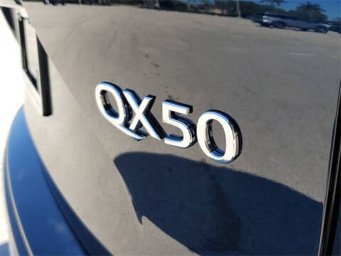 2025 Infiniti QX50 Luxe