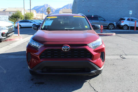 2020 Toyota RAV4 LE
