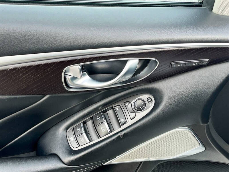 2024 Infiniti Q50 Sensory