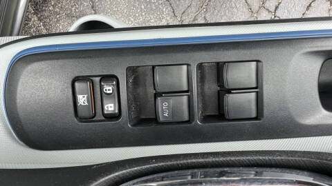 2013 Toyota Prius c Three