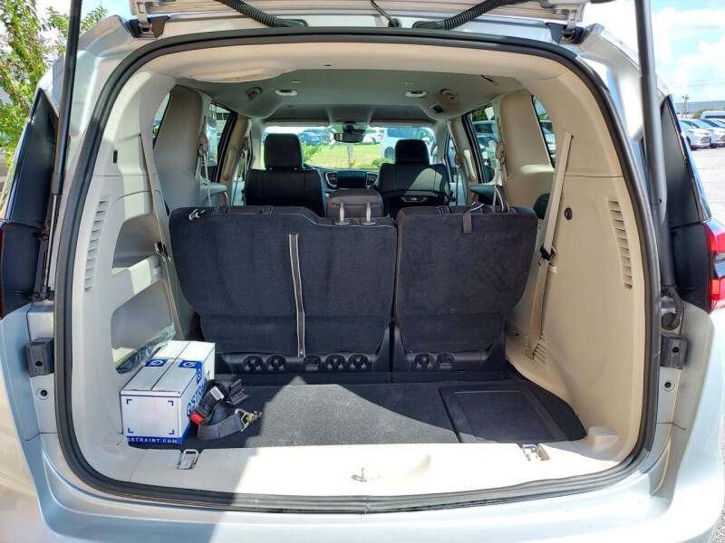 2023 Chrysler Pacifica Touring L