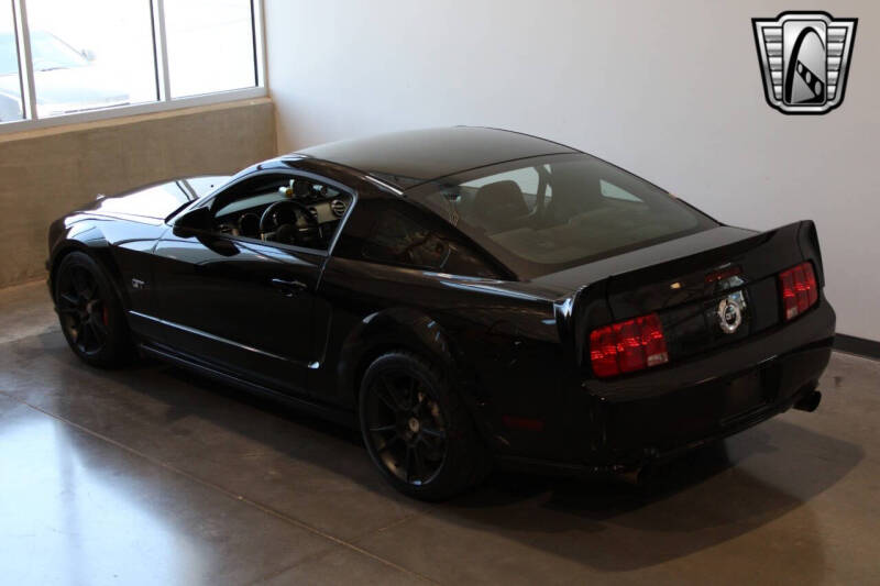 2005 Ford Mustang