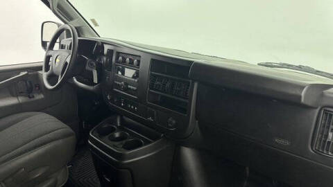 2023 Chevrolet Express 2500