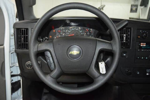 2025 Chevrolet Express 2500