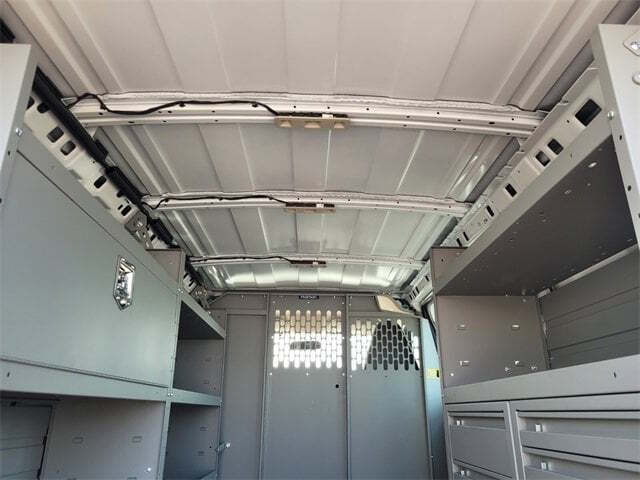 2025 Chevrolet Express 2500