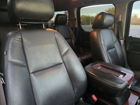 2012 Cadillac Escalade ESV Luxury
