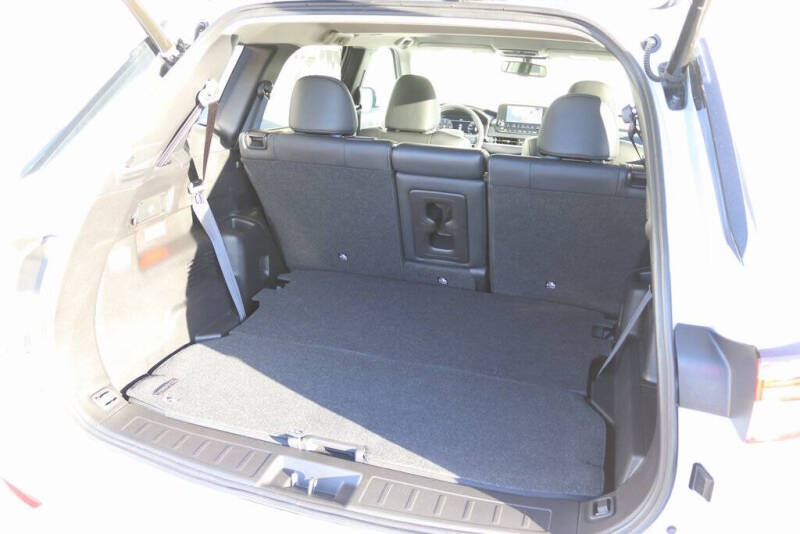 2024 Mitsubishi Outlander PHEV SE