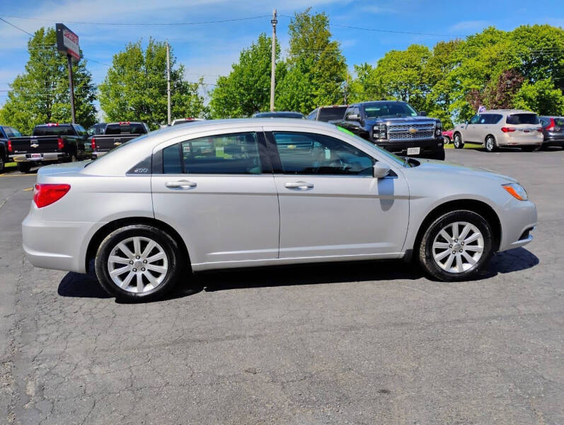 2012 Chrysler 200 Touring